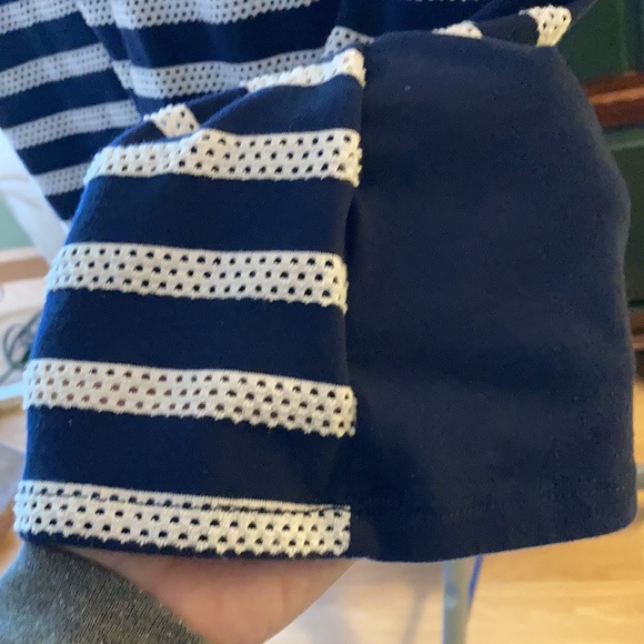 White Stag unique open weave stripe design top with layers XL - Picture 8 of 10